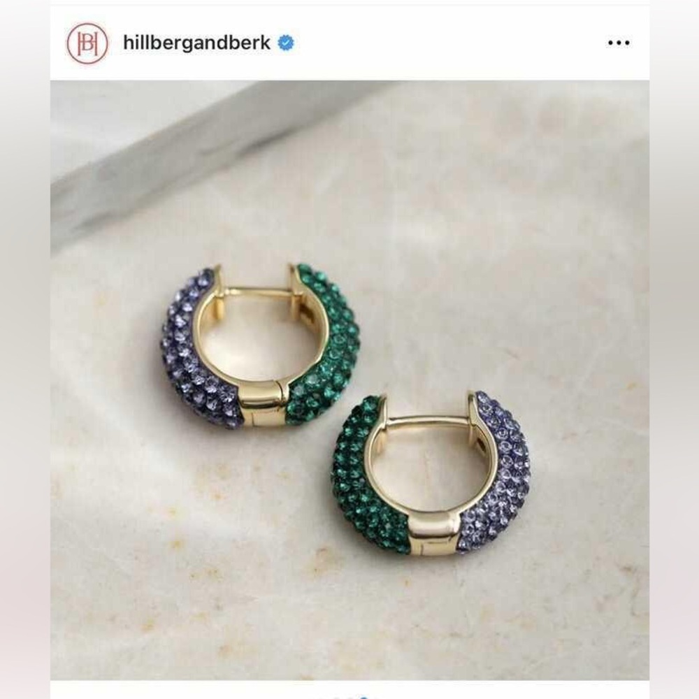 Like new Hillberg and berk small double sided hoops